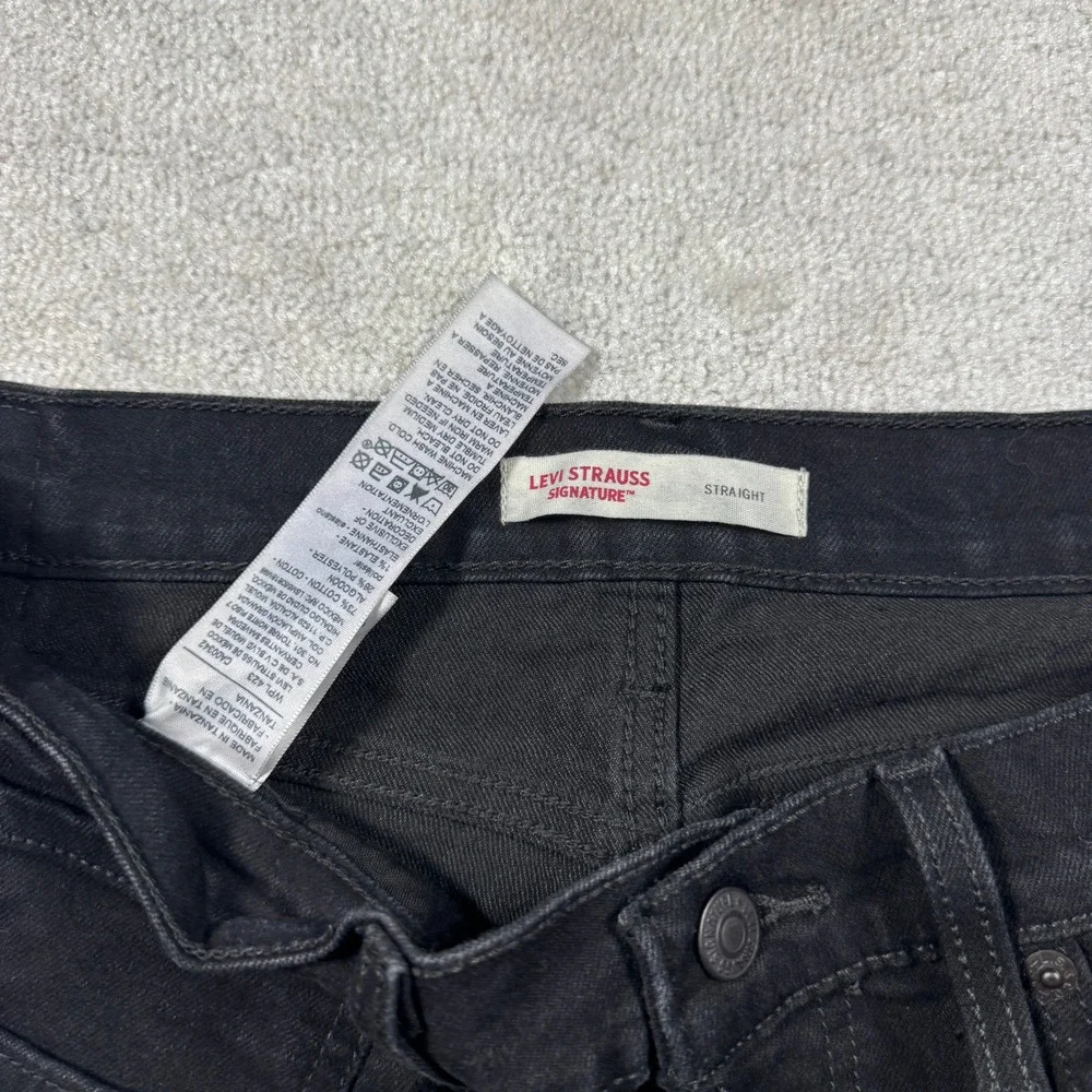 Levi Strauss & Co. Signature levi strauss